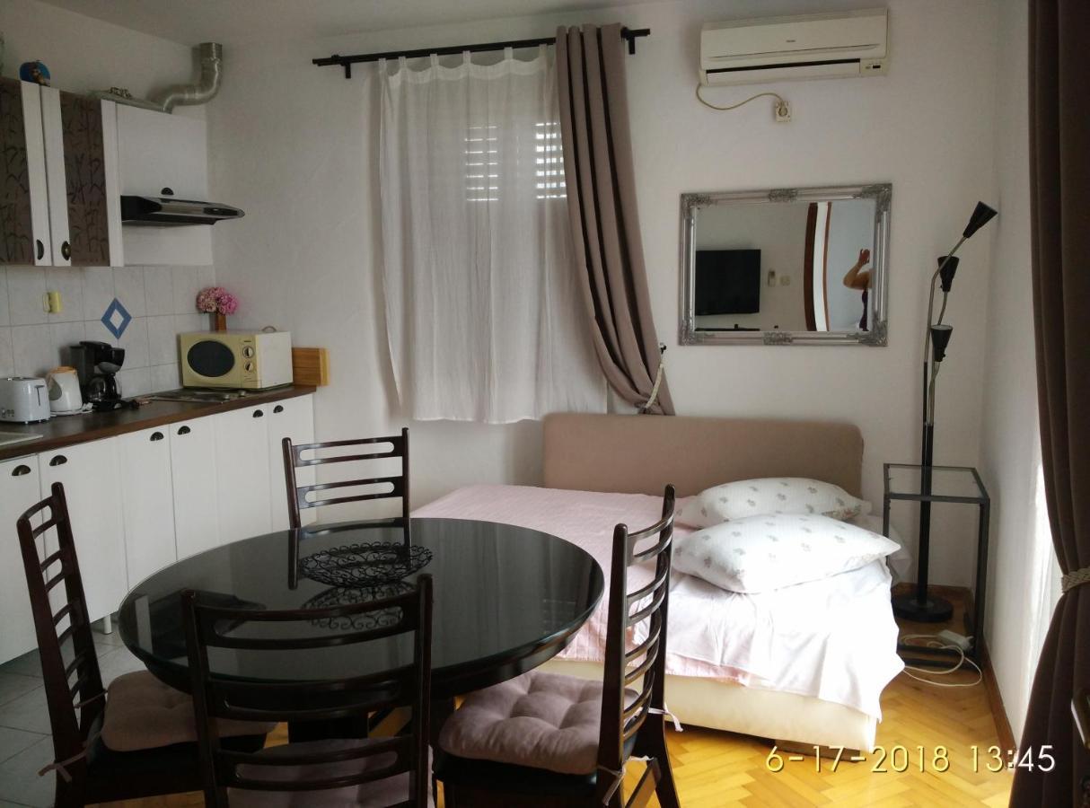 Apartments Gina Trogir Ngoại thất bức ảnh